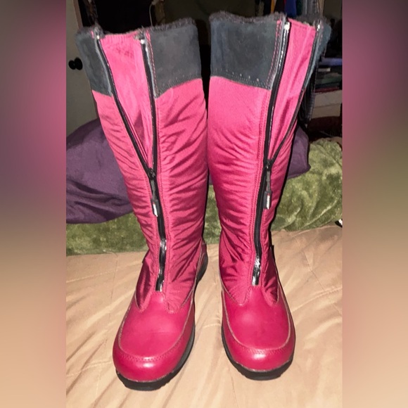 Womens Baffin winter Boots
Size 10 - Picture 7 of 11